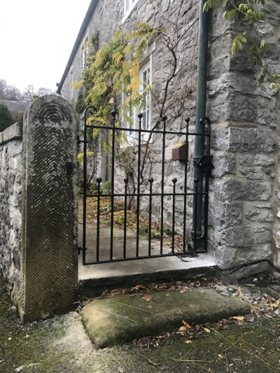 A custom metal gate to a domestic Derbyshire property (by Derbyshire Dales Engineering)